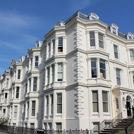 Easby Hall 4 - 2 Bed Bath And Ensuite Apartment Scarborough